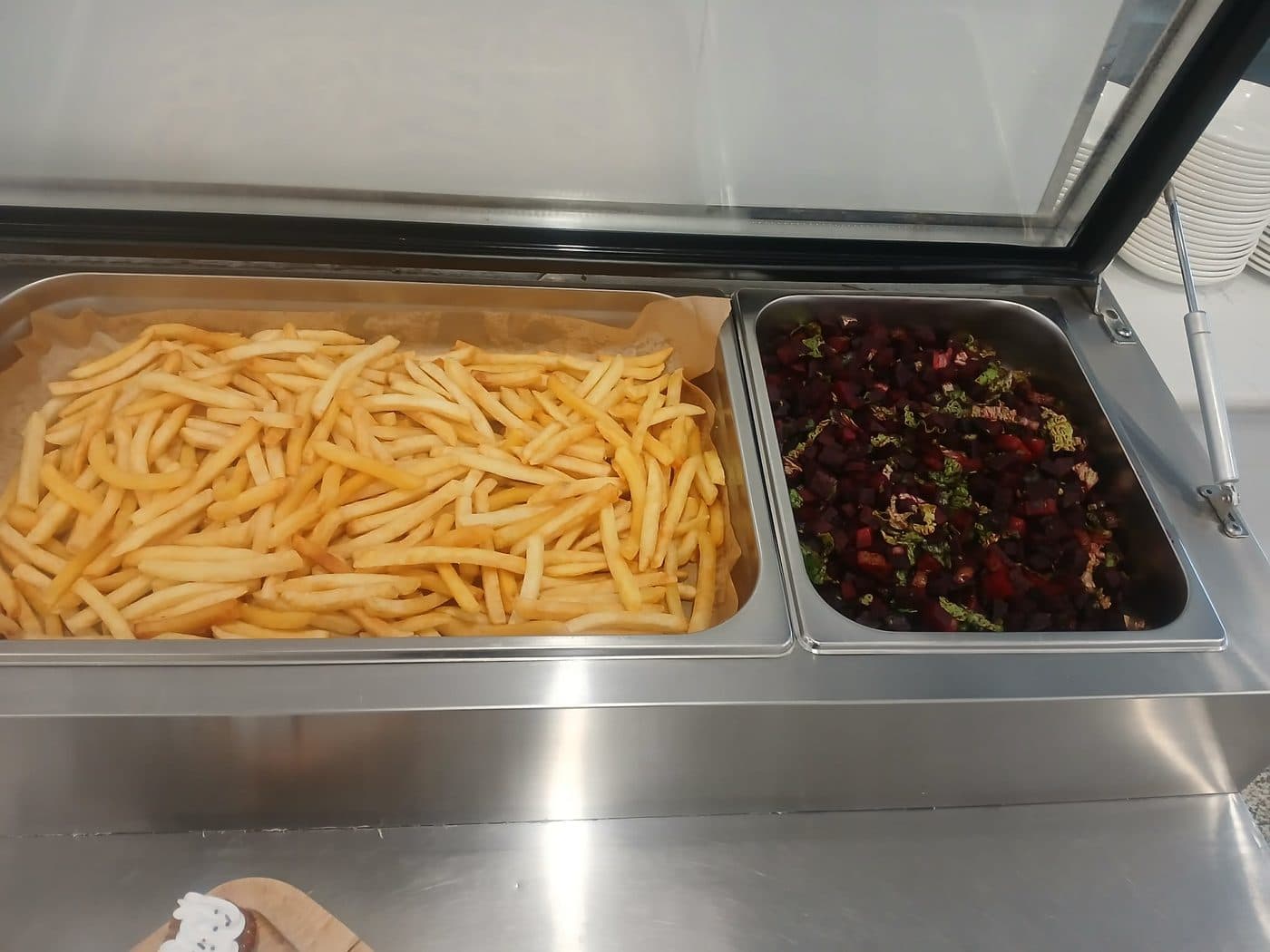 Fried potatoes and vegetable sides